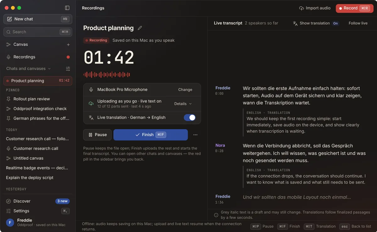 Gelim recording a meeting, with the live transcript and its translation